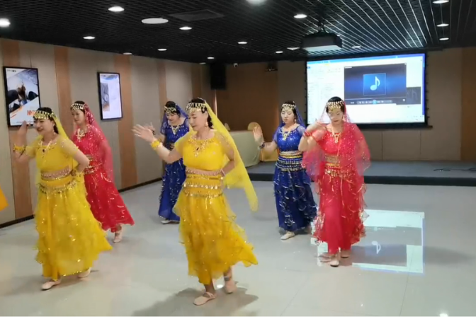 悦享中秋 情满顺磊