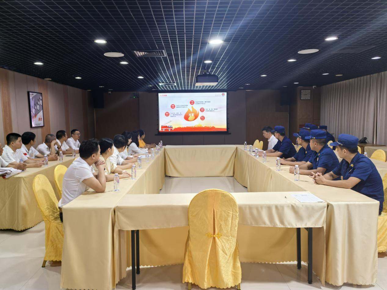 筑牢安全防线 共建平安顺磊