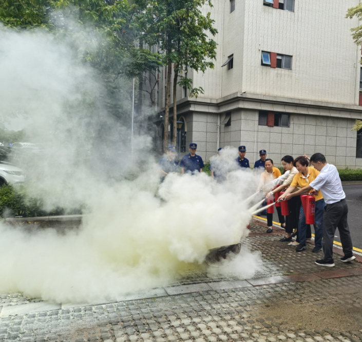筑牢安全防线 共建平安顺磊